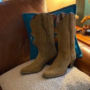 Ariat tan suede boots